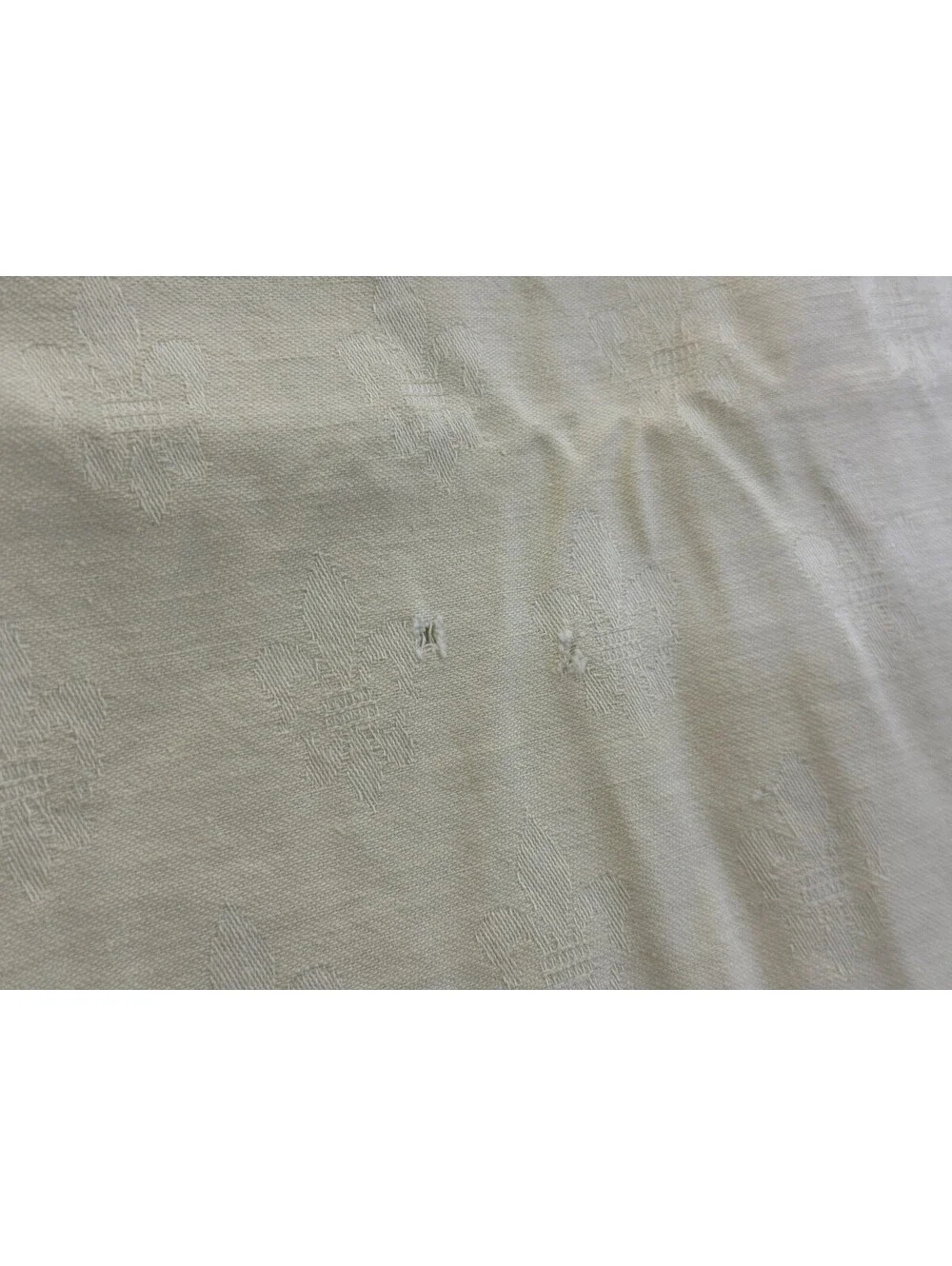 Vintage Fleur de lis Tablecloth Topper Flower Light Tan Geometric Border
